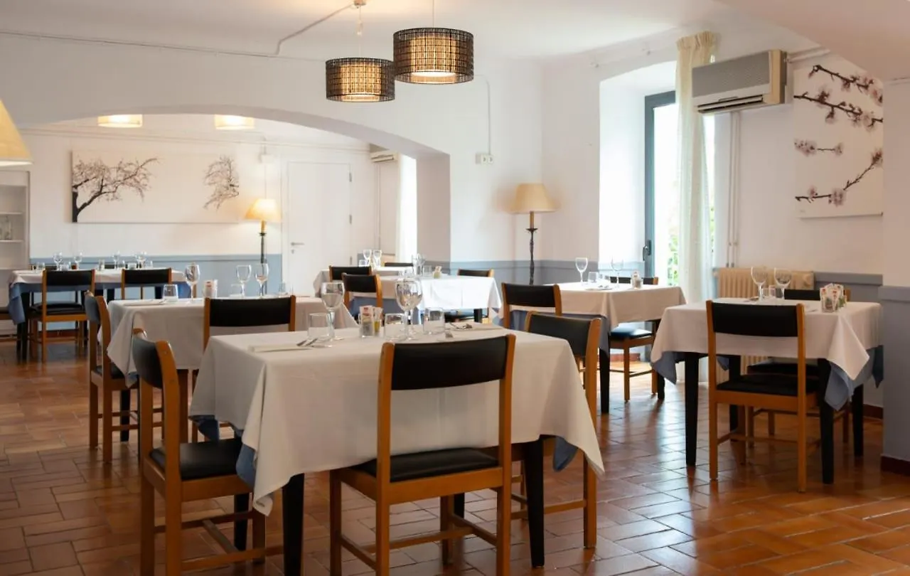 Hostal La Salut De Terrades Hotel