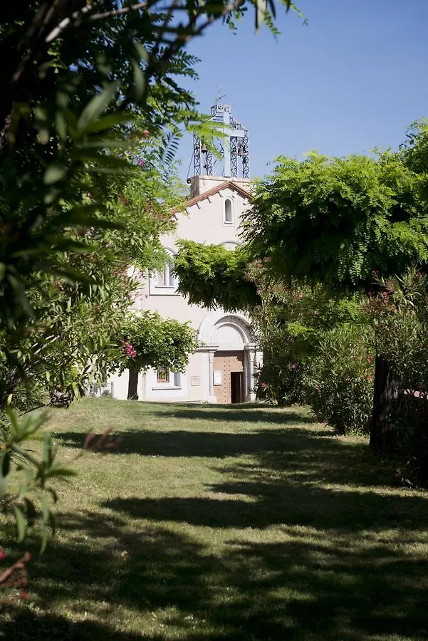 Hostal La Salut De Terrades Hotel